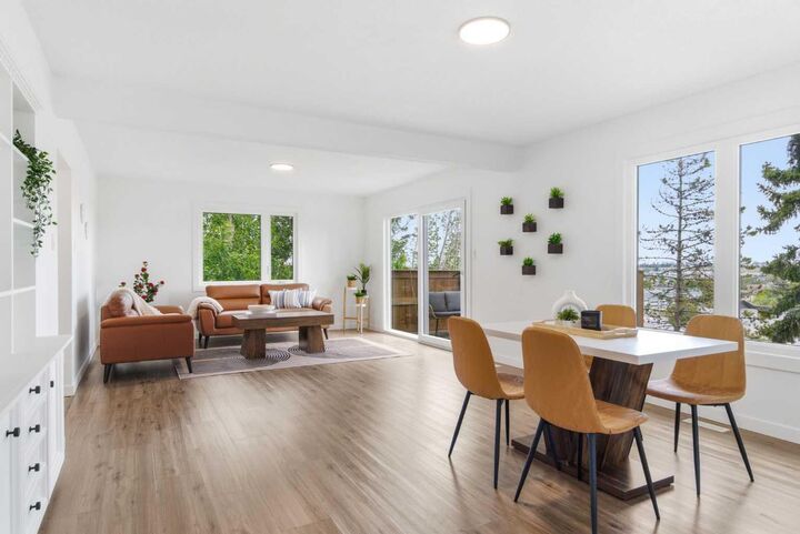 Photo de la propriété:  3615 1 Street NE  AB T2E 3L8 