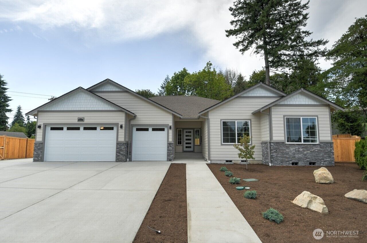 Property Photo:  820  Barbara Lane  WA 98531 