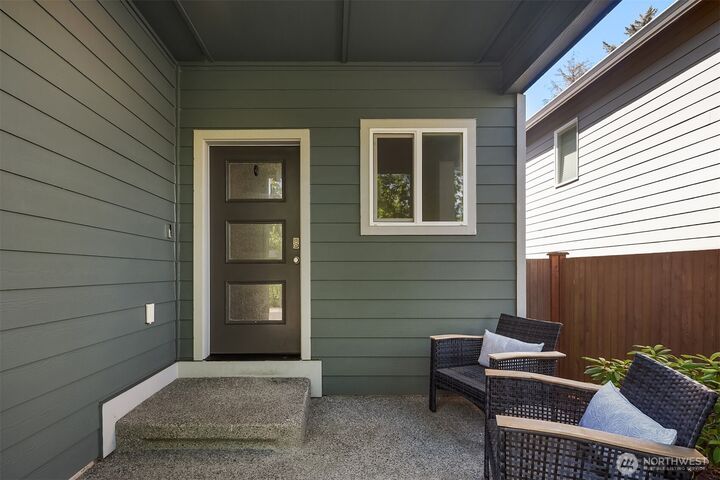 Property Photo: 14518 38th Avenue W WA 98087