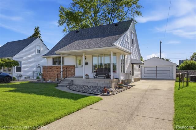 Property Photo:  7042 Gilman Street  MI 48135 