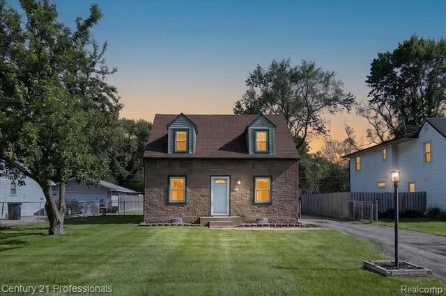 Property Photo: 28524 7 Mile Road MI 48152