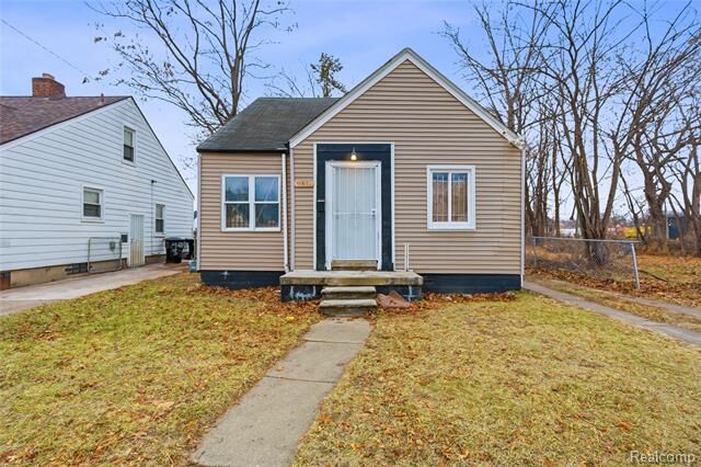 Property Photo:  11391 Saint Marys Street  MI 48227 