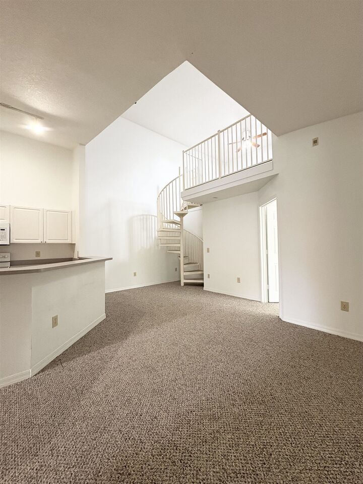 Property Photo:  17201 Harbour Vista Cir  FL 32080 