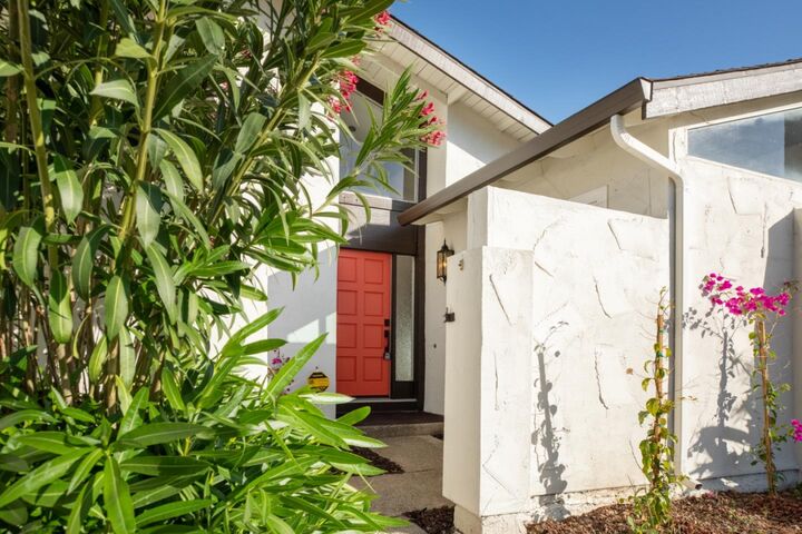Property Photo: 1236 Isengard Drive CA 95121