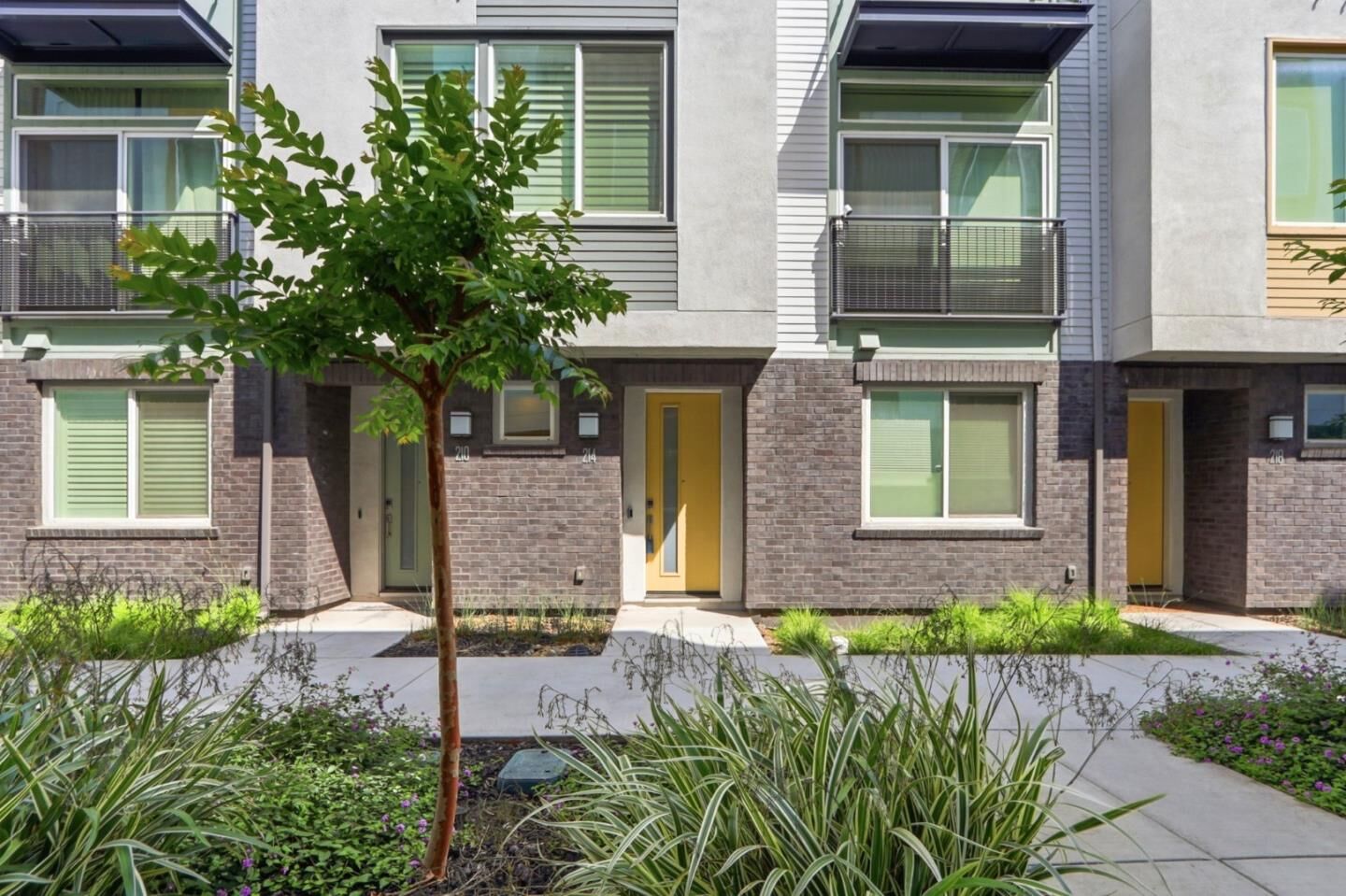 Property Photo:  214 Proximity Way  CA 95110 