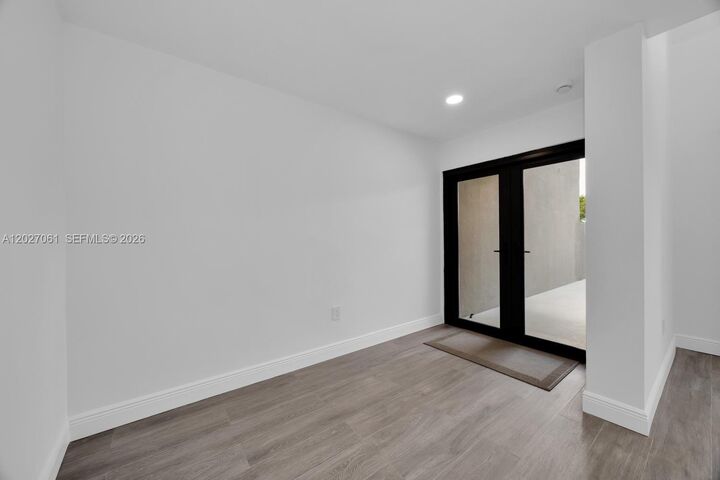 Property Photo:  6661 SW 72nd St 35  FL 33143 