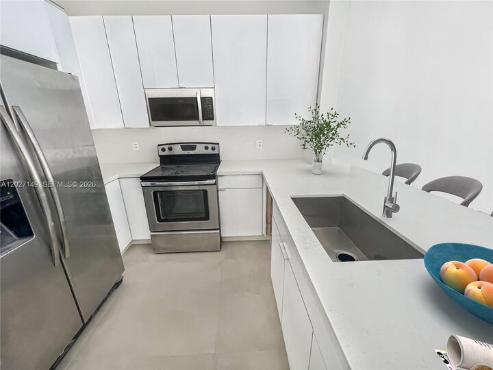 Property Photo:  10754 NW 85th Ter 1-34  FL 33178 
