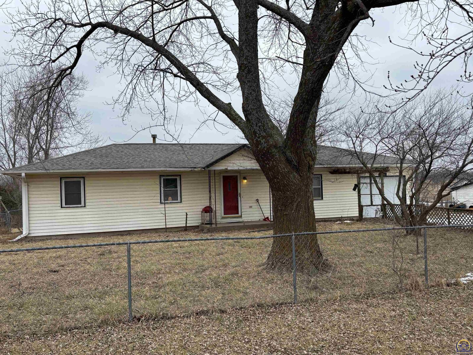 Property Photo: 16399 R Rd KS 66509