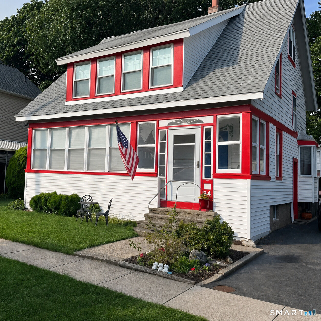 Property Photo:  34 Cleveland Avenue  CT 06460 