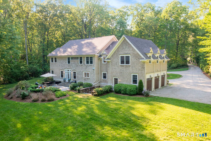 Property Photo: 32 Lobdell Lane CT 06612
