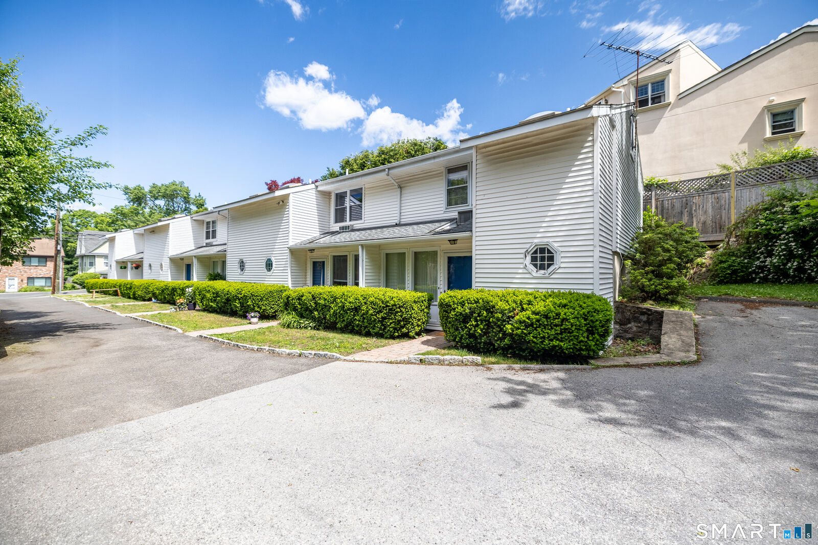 Property Photo:  45 Highview Avenue 5  CT 06907 