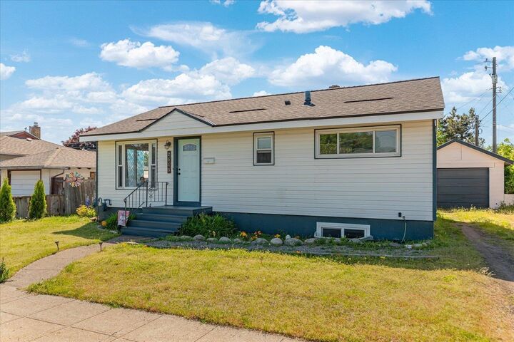 Property Photo: 2515 N Julia St WA 99217