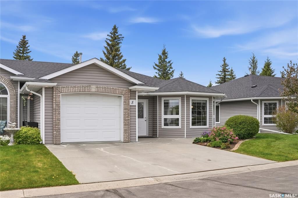 Photo de la propriété:  206 Ross Avenue 5  SK S0K 1E0 