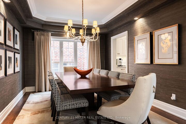 Property Photo:  1392 Clearwater Crescent  ON L6H 7J5 