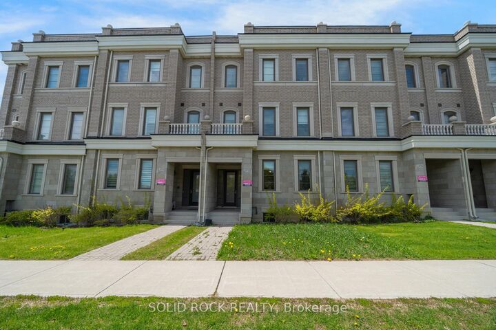9376 Bayview Avenue — photo 1