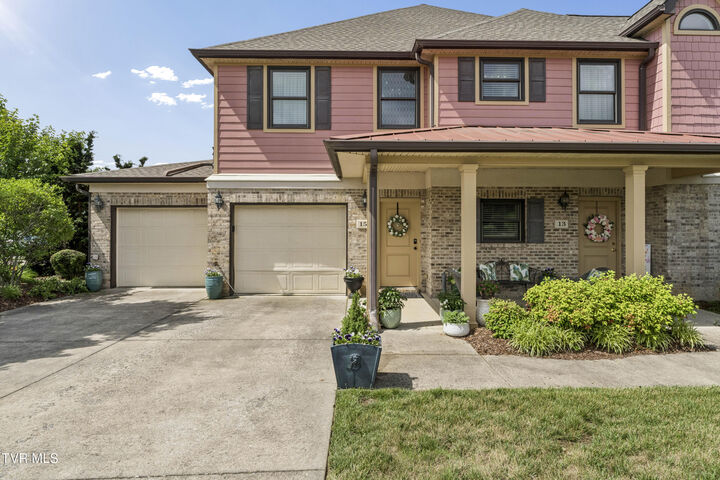 Property Photo:  15 Palisades Pointe 15  TN 37601 