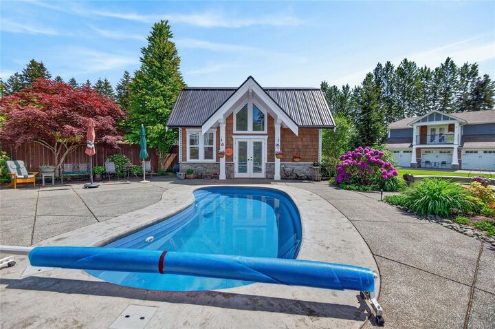 Property Photo:  459 Twillingate Rd  BC V9W 1V5 