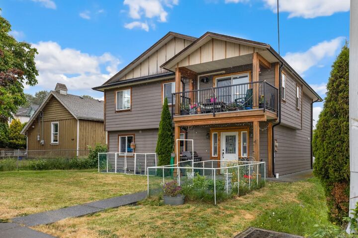 Property Photo:  1591 Joan Ave  BC V0R 1R0 