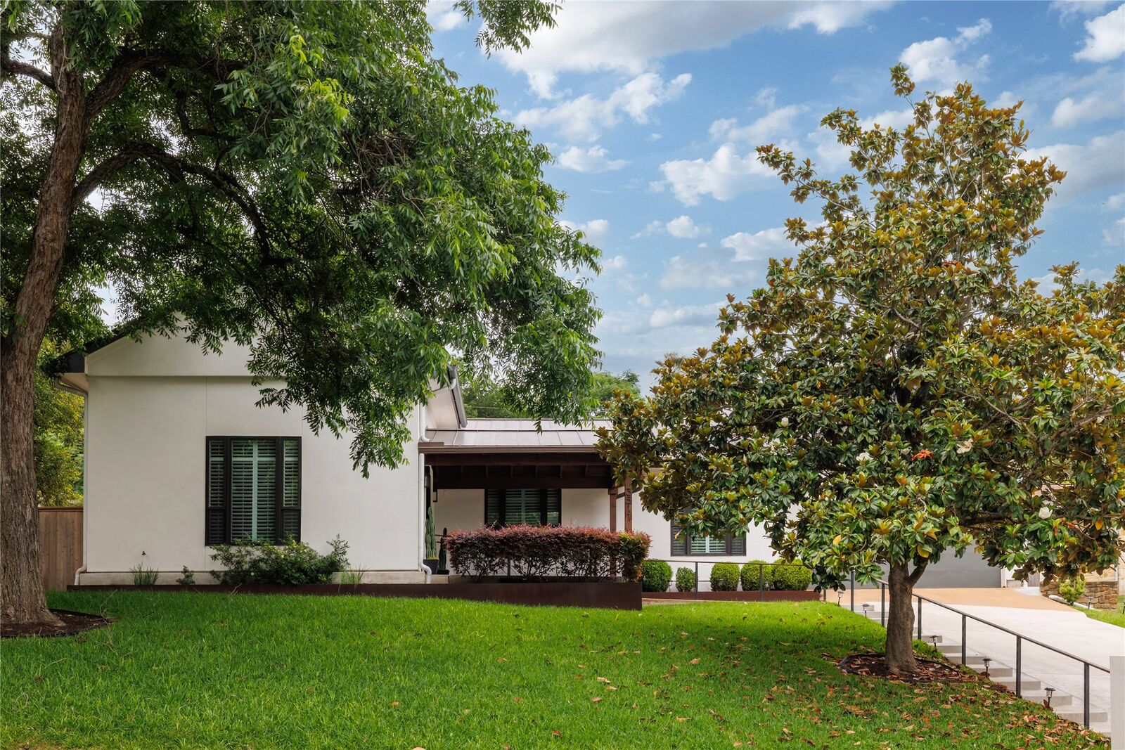 Property Photo:  3511 Arrowhead Drive  TX 78731 