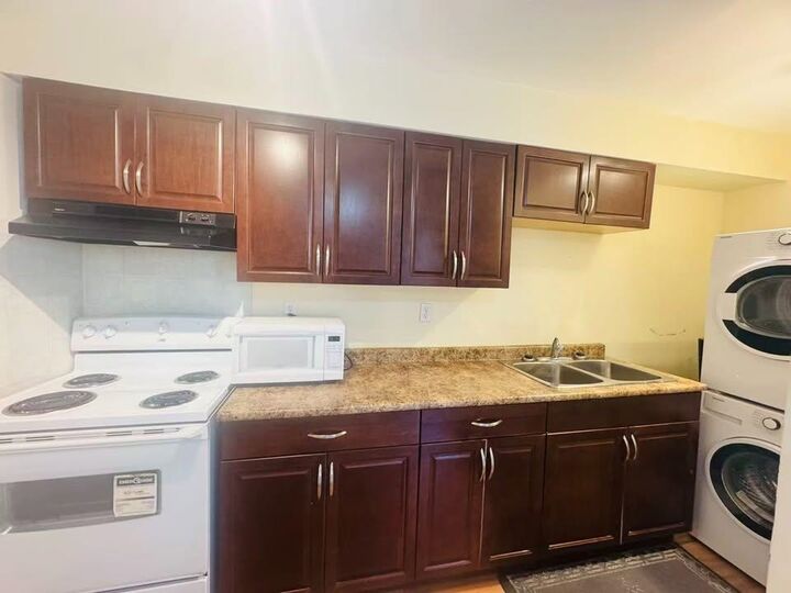 Property Photo:  1700 Sugarpine Crescent  BC V3E 0L6 
