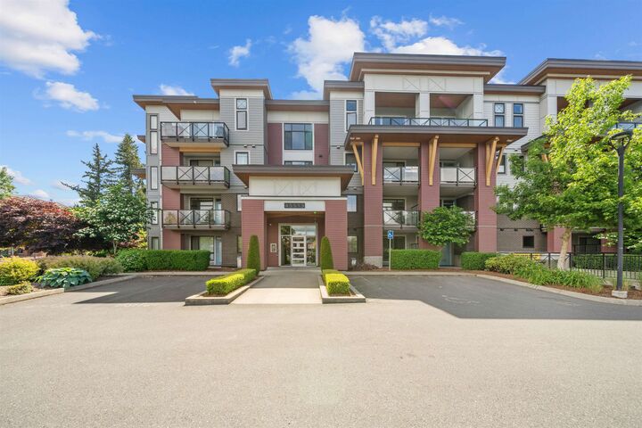 45513 Market Way 111 — photo 1
