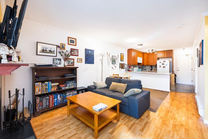 Property Photo:  2255 Eton Street 308  BC V5L 1C9 