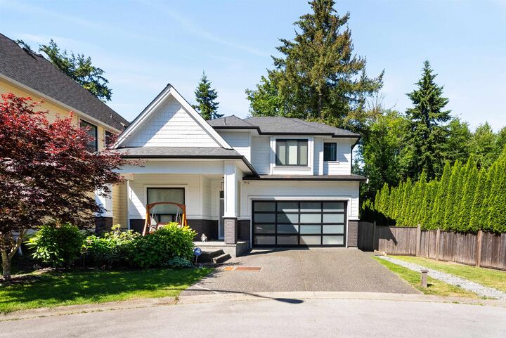 3323 147 Street — photo 1