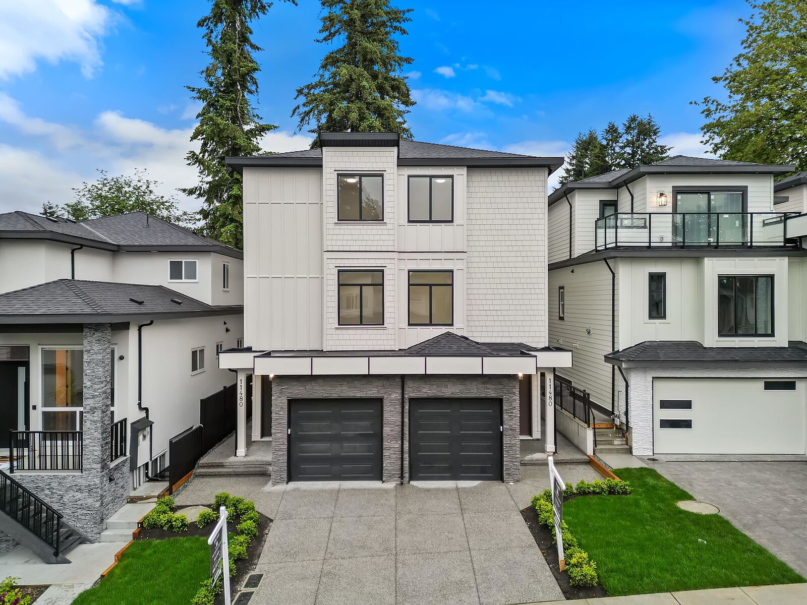 Property Photo: 11480 138A Street 101 BC V3R 0J3