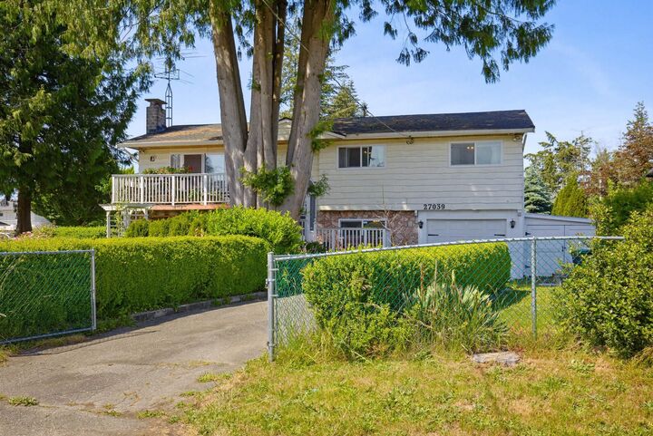 Photo de la propriété:  27039 28B Avenue  BC V4W 3A5 