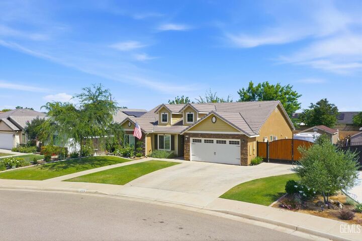 Property Photo:  14908 Cotton Blossom Avenue  CA 93314 