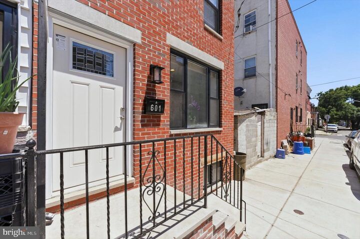 Property Photo:  601 Watkins Street  PA 19148 
