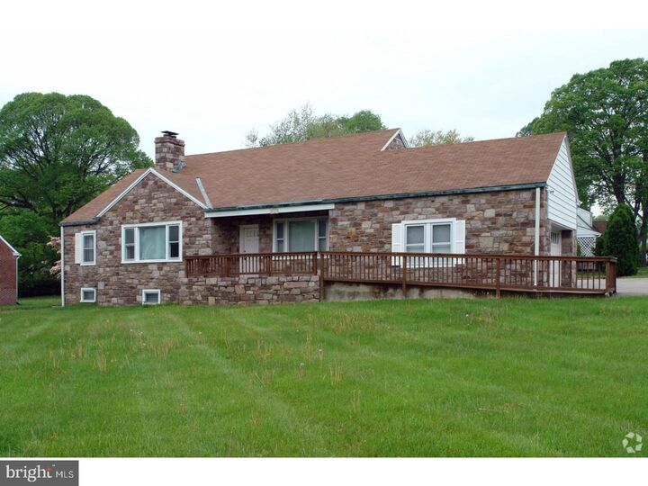 Property Photo:  2111 Dekalb Pike  PA 19401 