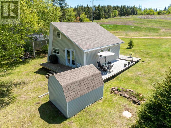 Property Photo: 122 Macpherson Lane PE C1E 0R6