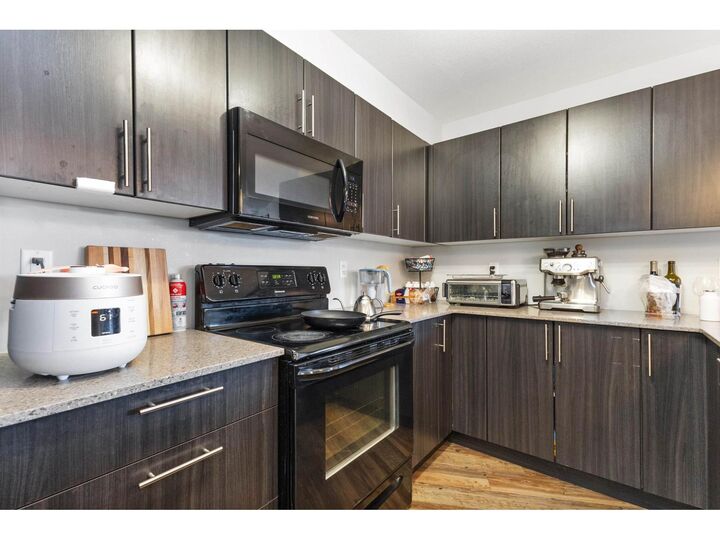 Property Photo:  2565 Campbell Avenue 112  BC V2S 0E3 
