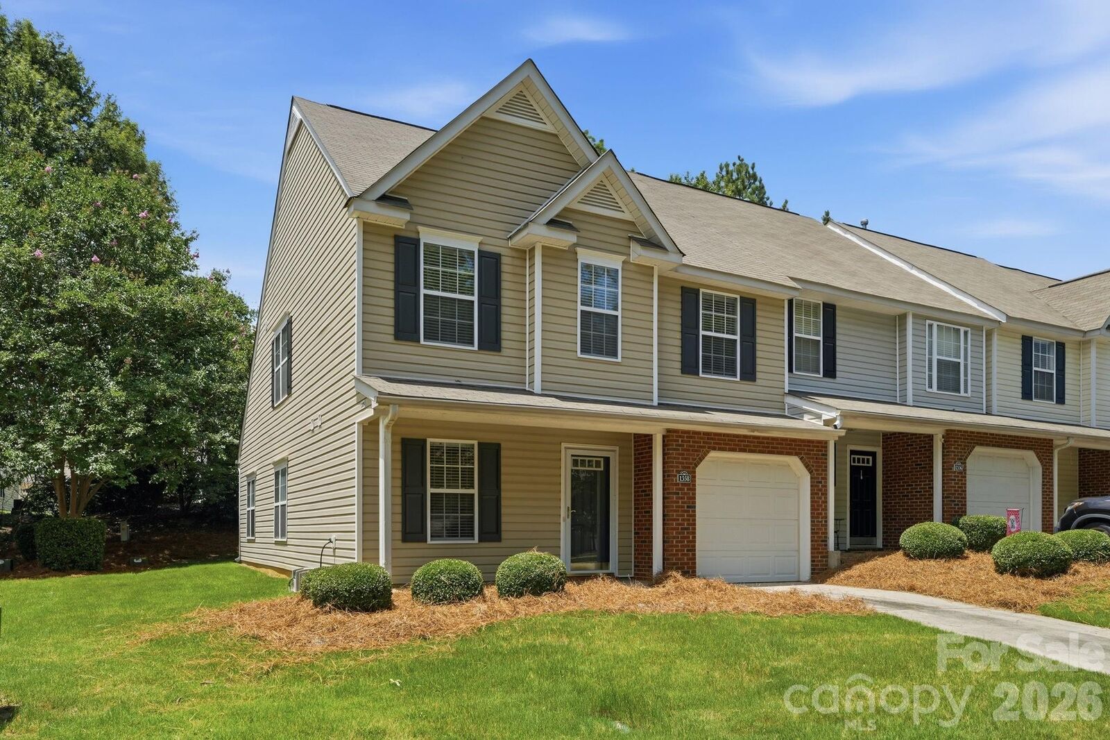 Property Photo: 1358 Walnut Hill Drive SC 29732