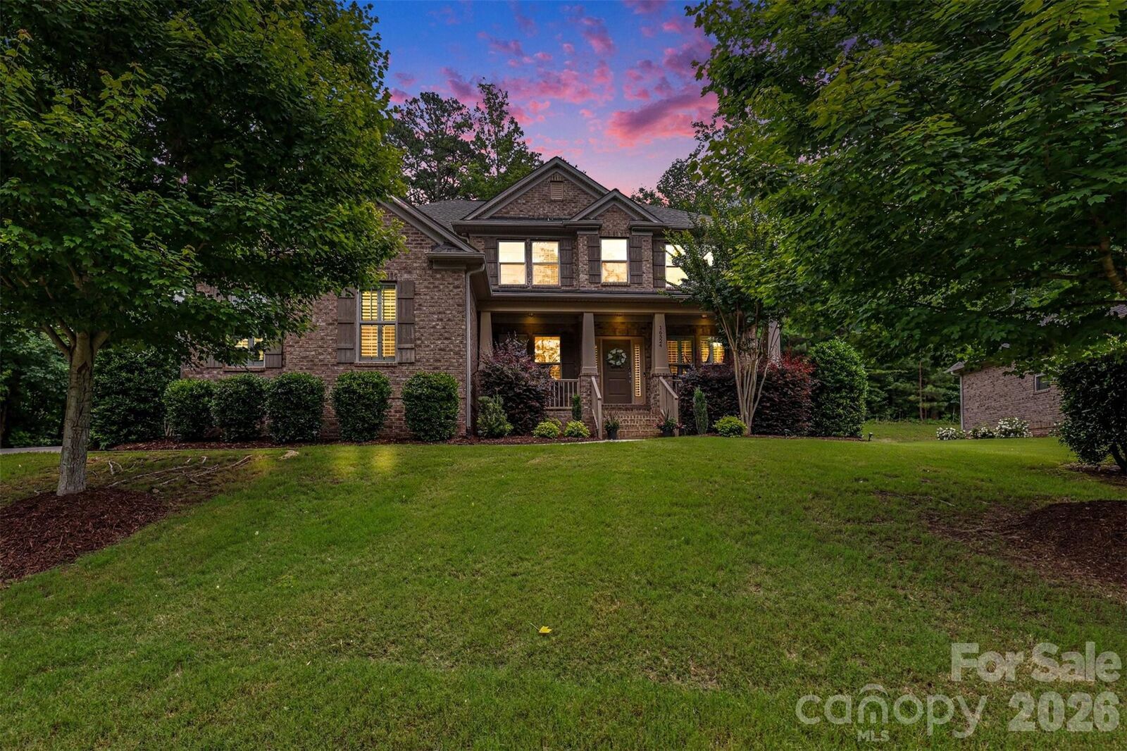 Property Photo:  16524 Crosshaven Drive  NC 28278 