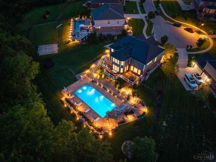 Property Photo:  7347 Glenview Farm Drive  OH 45069 
