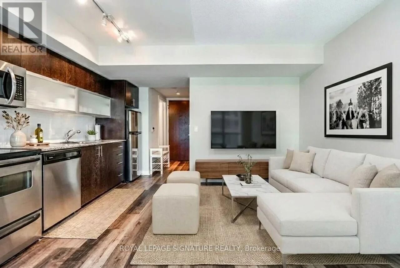 Property Photo:  80 Western Battery Road 1501  ON M6K 3S1 