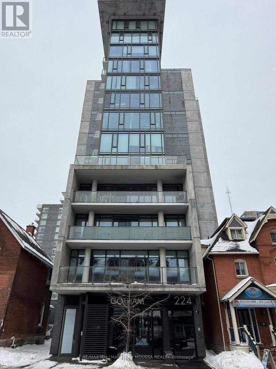 Property Photo: 224 Lyon Street North 1401 ON K1R 5V9