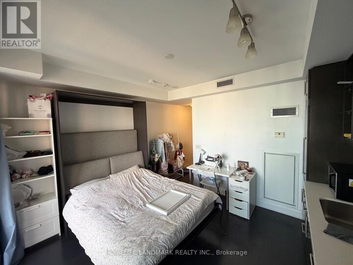 Property Photo:  65 St Mary Street 2510  ON M5S 0A6 