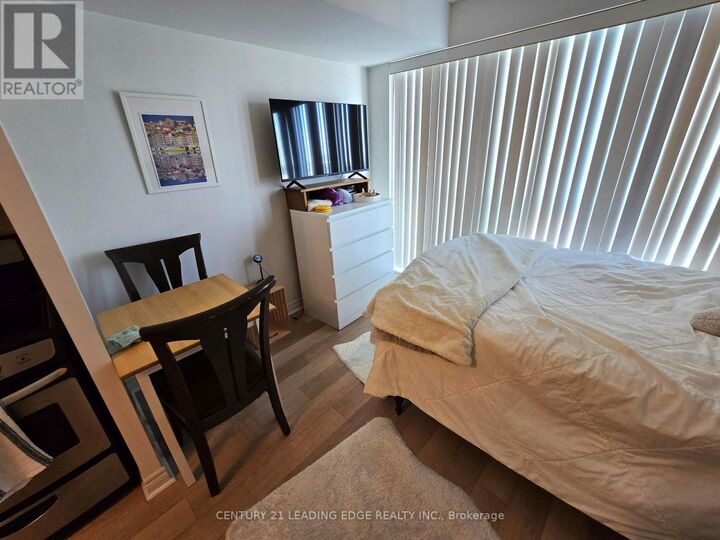 Property Photo: 50 Town Centre Court 2607 ON M1P 0A9