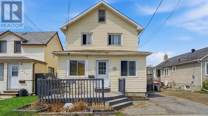 427 Montague Avenue — photo 1