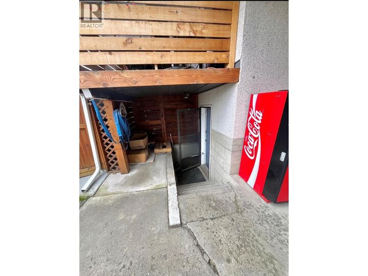 Photo de la propriété:  385 Perth Road  BC V1X 3R5 