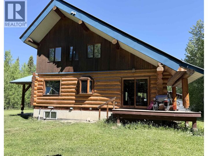 Property Photo:  2827 Woodridge Road  BC V0J 1P0 