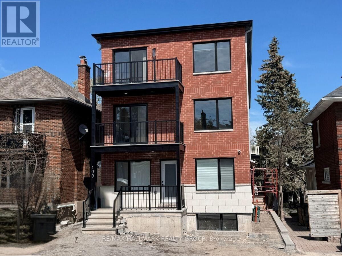 Property Photo:  109 Russell Avenue 4  ON K1N 7X2 