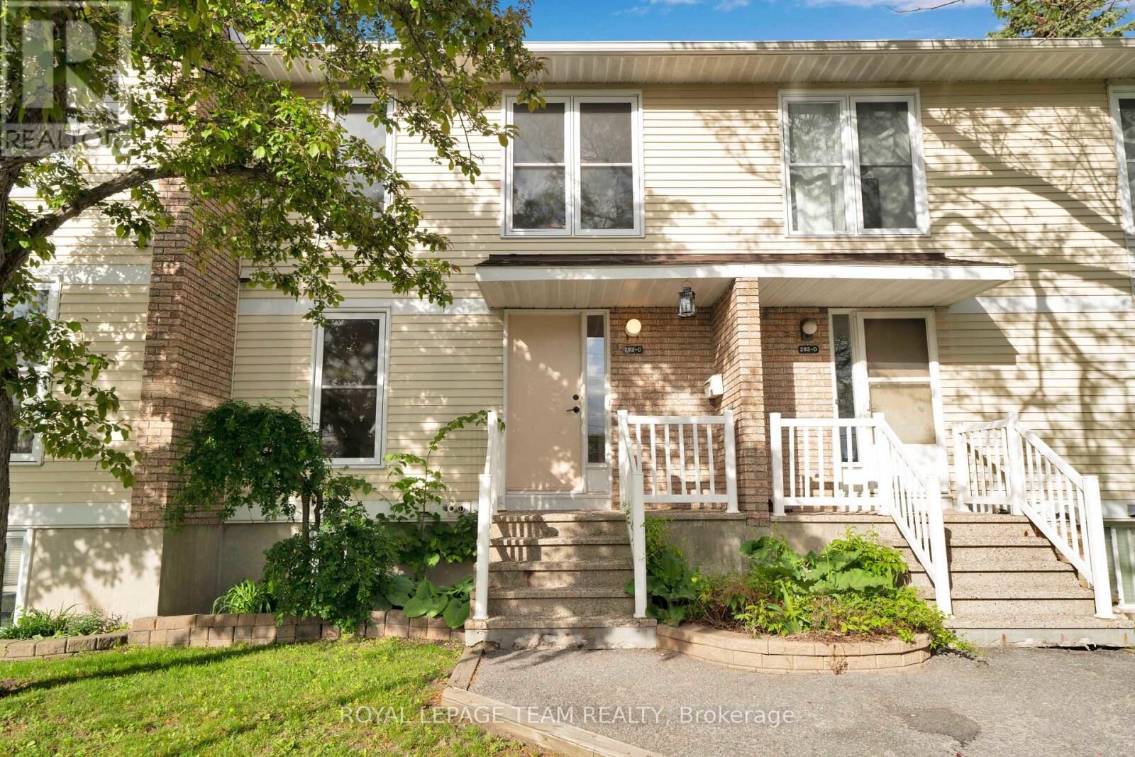 Property Photo: 282 Dalehurst Drive 20 ON K2G 4J5