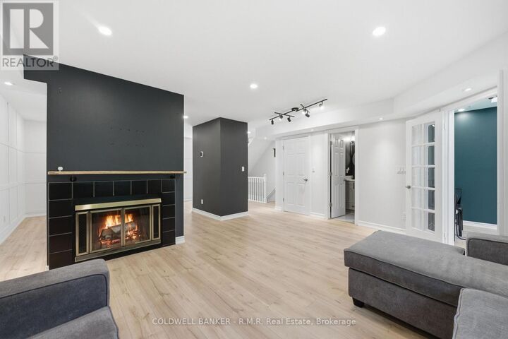 Photo de la propriété: C12-1655 Nash Road #27 ON L1E 1S8