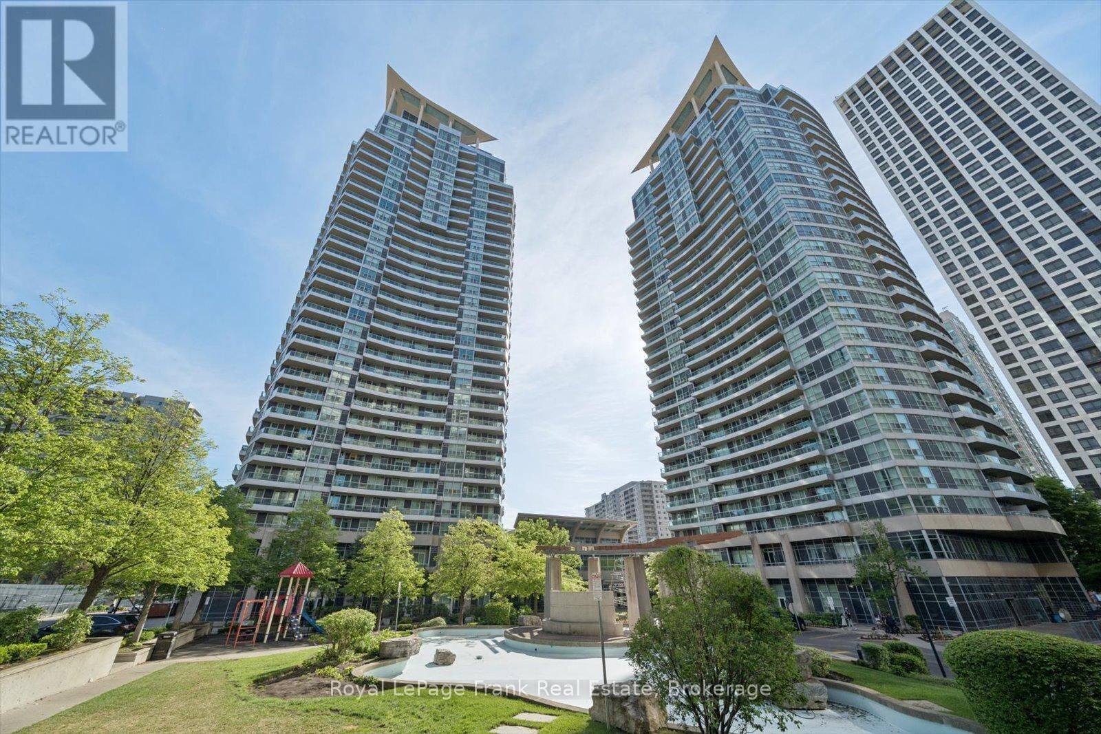 Property Photo: 1 Elm Drive West 2405 ON L5B 4M1