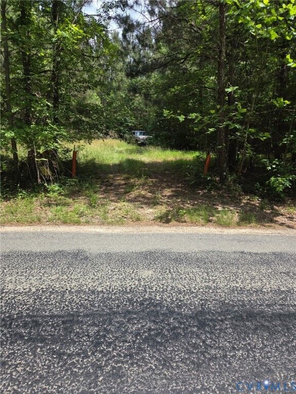 Property Photo: 1333 Stewarts Road VA 23089