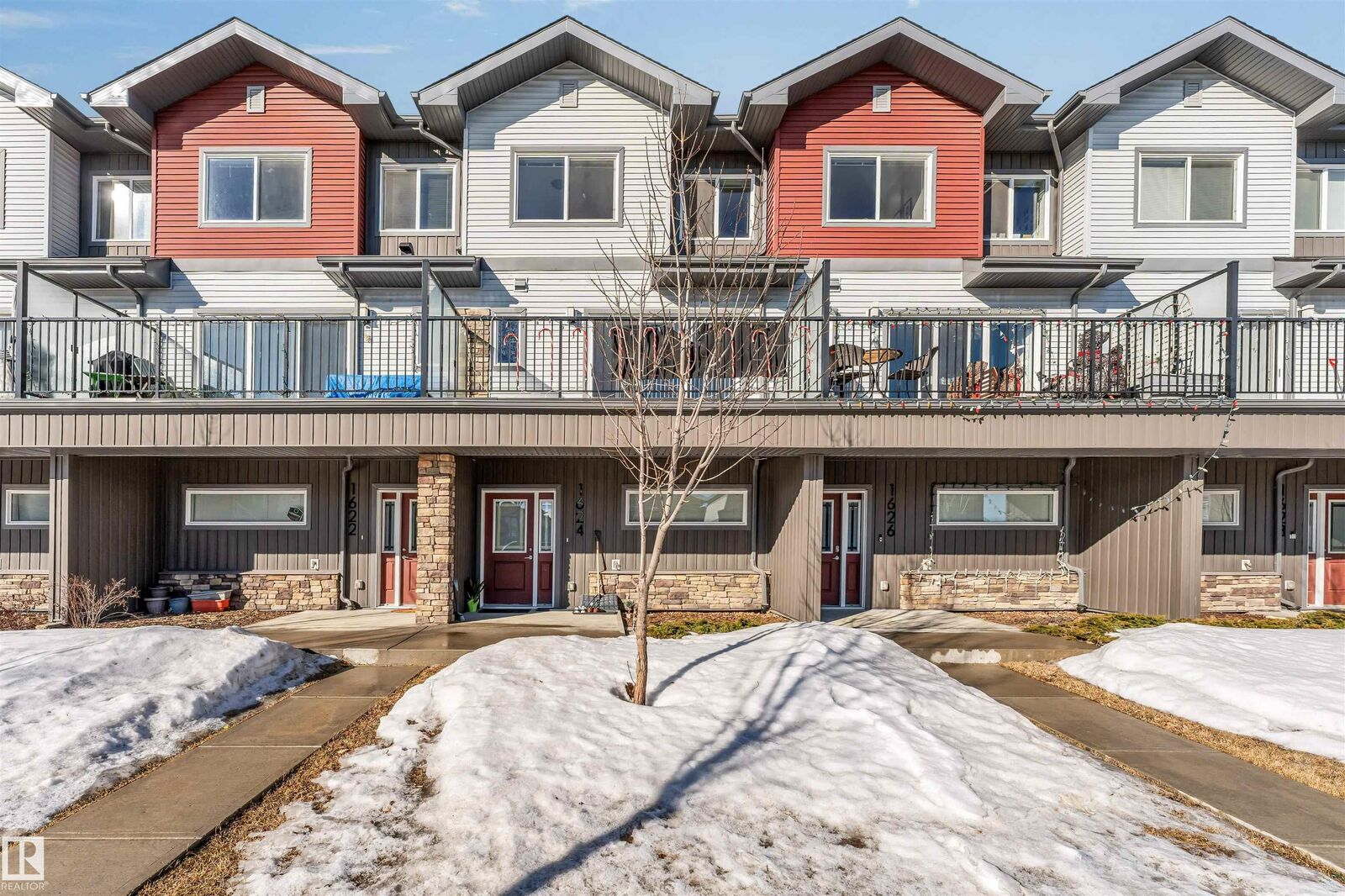 Property Photo: 1624 33A Street NW AB T6T 0Y1